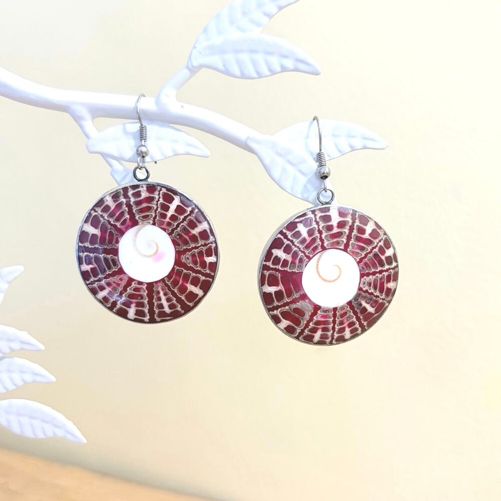 Vtg Shiva Eye Spiral Shell Disc Earrings Bali Boho Whimsical Hook Hippie